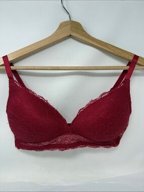 Prima Valentina Red Lace Wireless Bra 36C Romantic Lingerie Comfy Molded cups
